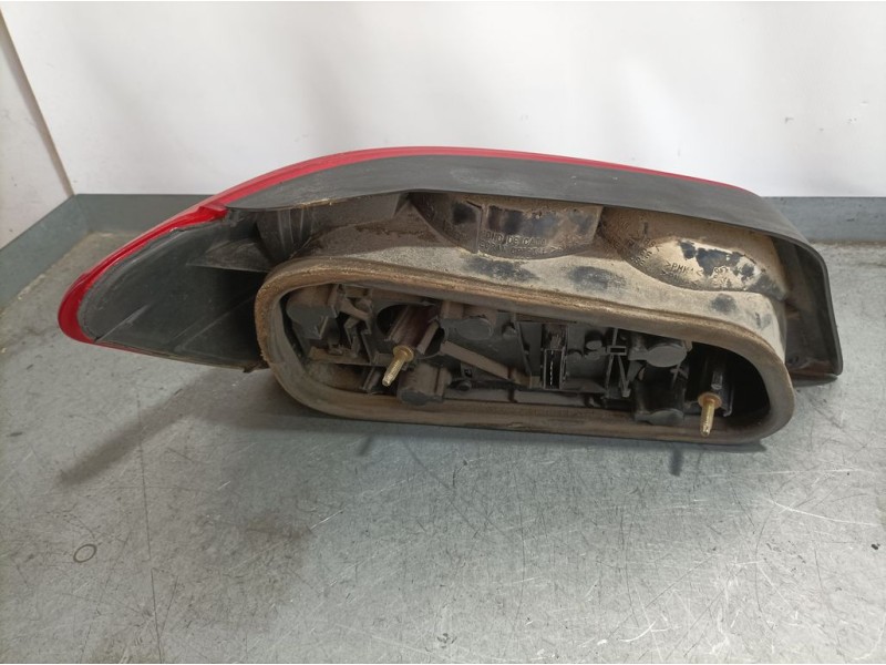 Recambio de piloto trasero derecho para peugeot 306 berlina 3/4/5 puertas (s2) boulebard referencia OEM IAM 6351H7  