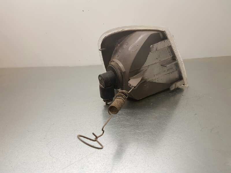 Recambio de piloto delantero izquierdo para peugeot 405 berlina 1.9 cat referencia OEM IAM   