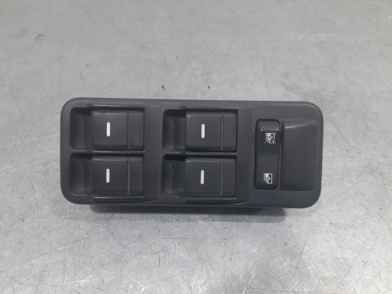 Recambio de mando elevalunas delantero izquierdo para land rover discovery tdv6 hse referencia OEM IAM YUD501550PVJ  