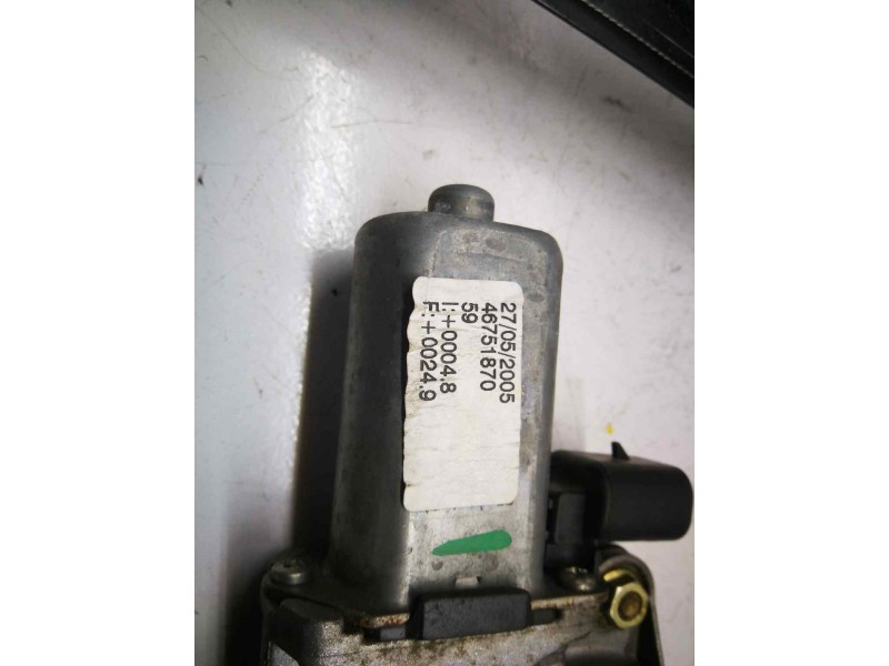 Recambio de elevalunas delantero derecho para alfa romeo 147 (190) 1.9 jtd 100 limited edition referencia OEM IAM 46751870  2 PI