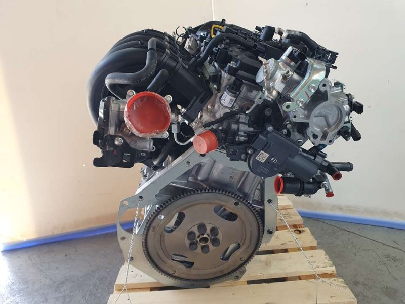 Recambio de motor completo para mazda cx-30 basis 2wd referencia OEM IAM PE 40734365 