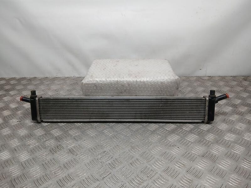 Recambio de radiador caja cambios para toyota auris hybrid active referencia OEM IAM G901002010  