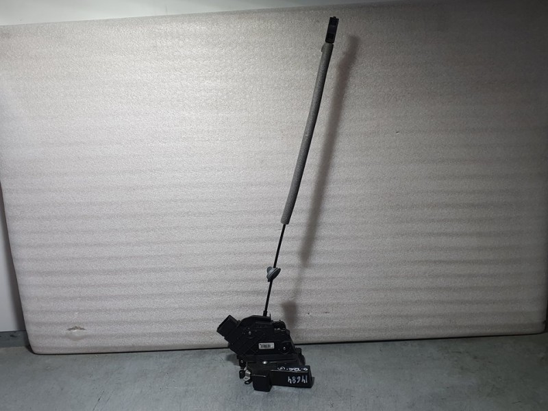 Recambio de cerradura puerta delantera izquierda para volvo xc60 kinetic drive referencia OEM IAM 30799308  6 PINES