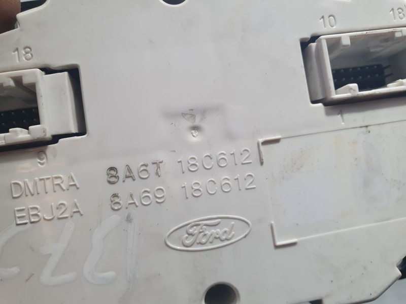 Recambio de mando climatizador para ford fiesta (cb1) trend referencia OEM IAM 8A6T18C612  