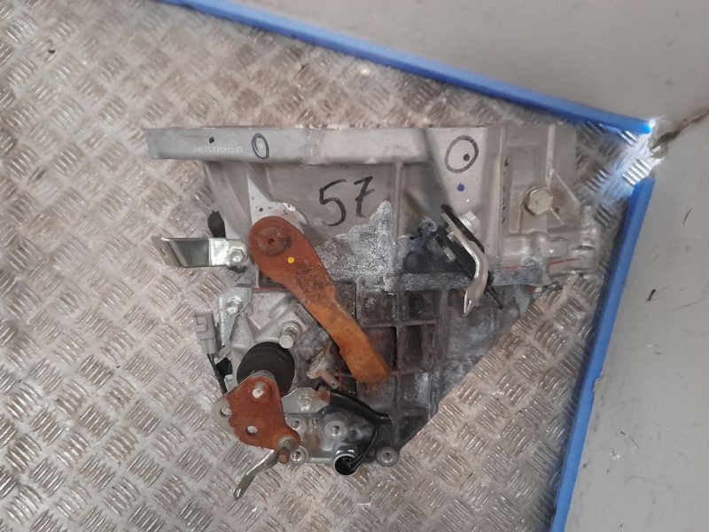 Recambio de caja cambios para peugeot 108 top allure referencia OEM IAM 20TT57 3971109 5VELOCIDADES