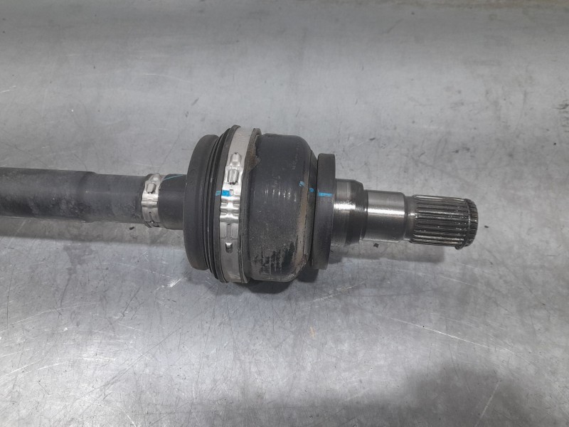 Recambio de transmision trasera izquierda para kia stinger (ck) gt-line 2wd referencia OEM IAM 49600J5200 LJ20TEUX031VJ 