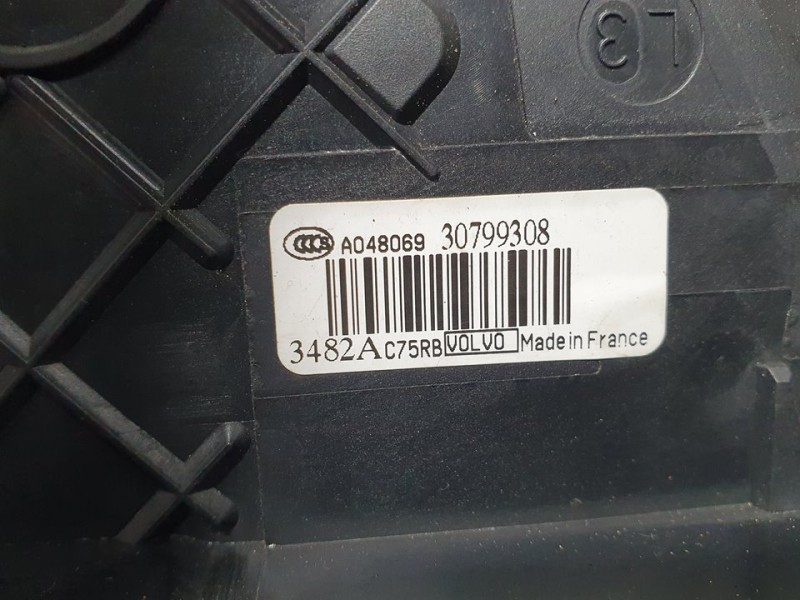 Recambio de cerradura puerta delantera izquierda para volvo xc60 kinetic drive referencia OEM IAM 30799308  6 PINES