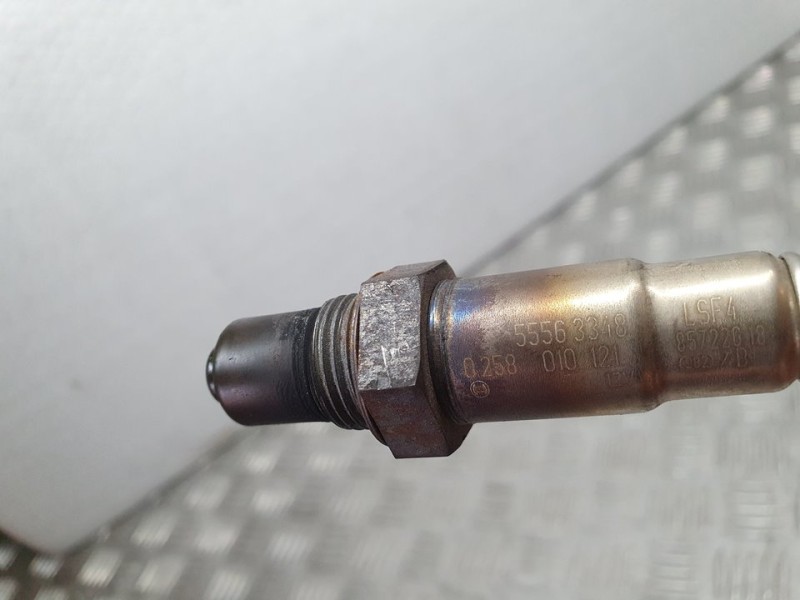 Recambio de sonda lambda para opel corsa e selective referencia OEM IAM 55563348 0258010121 BOSCH