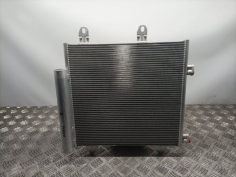 Recambio de condensador / radiador aire acondicionado para peugeot 108 top allure referencia OEM IAM 88450YV020 B000995480 MAHLE
