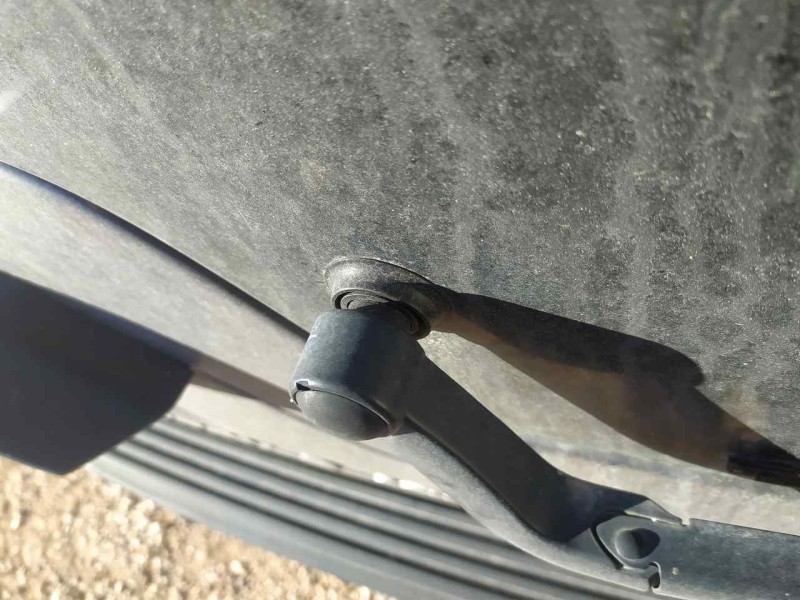 Recambio de motor limpia trasero para land rover discovery tdv6 hse referencia OEM IAM LR029682  