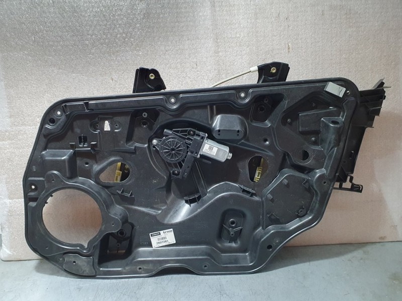 Recambio de elevalunas delantero derecho para volvo xc60 kinetic drive referencia OEM IAM 2607281 BROSE ELECTRICO 6 PINES