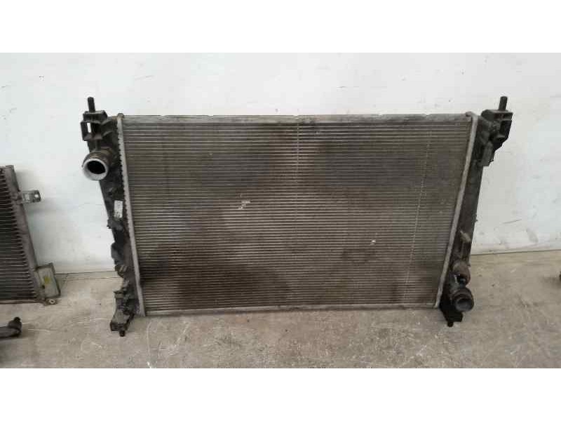 Recambio de radiador agua para fiat grande punto (199) 1.3 16v multijet active (66kw) (01.2007) referencia OEM IAM 440926702  DE