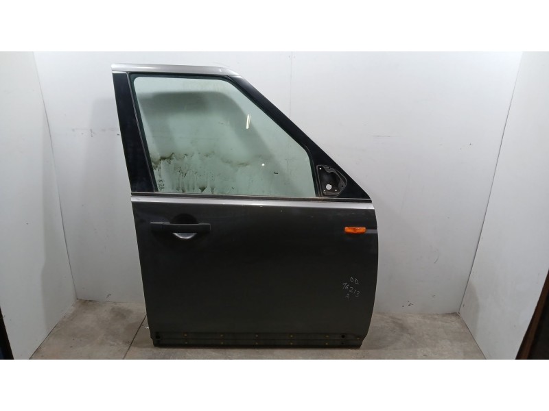 Recambio de puerta delantera derecha para land rover discovery tdv6 hse referencia OEM IAM LR016462 TOCADA 