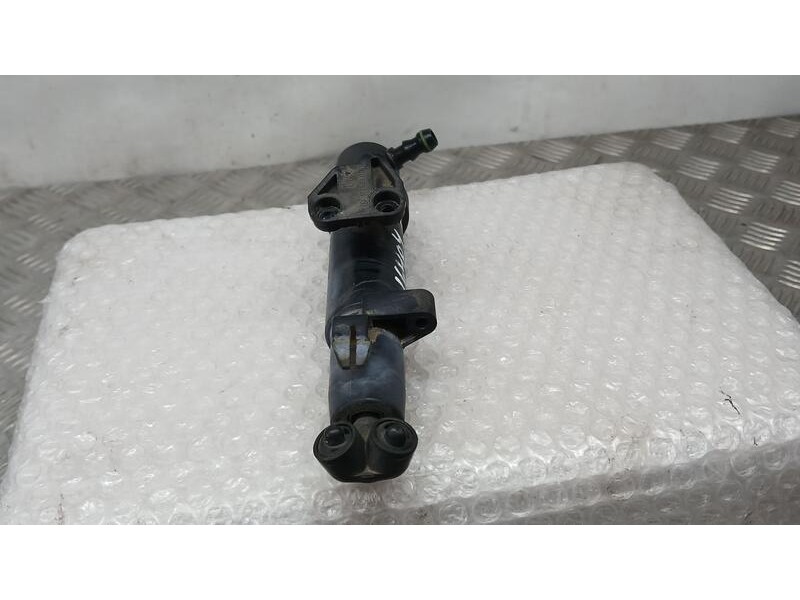 Recambio de inyector lavafaros para mercedes-benz clase slk (w171) roadster slk 200 kompressor referencia OEM IAM 1718600147 HEL