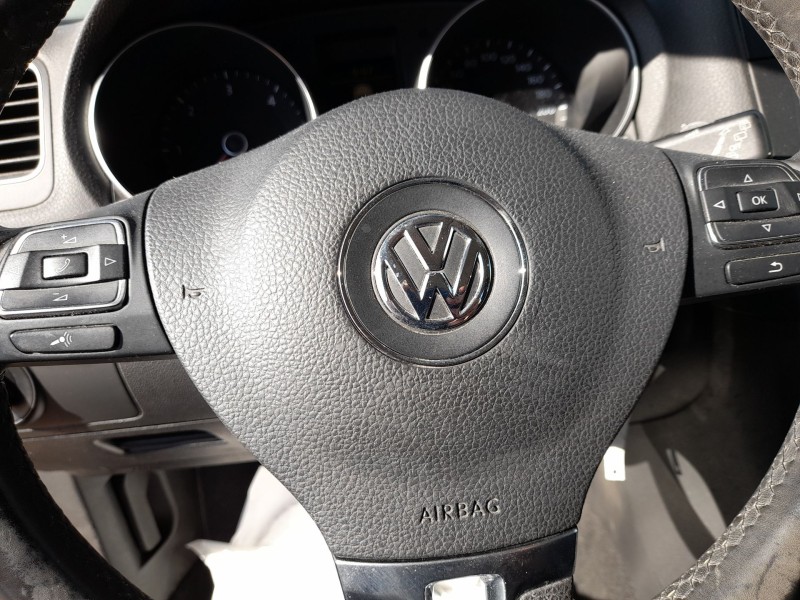 Recambio de kit airbag para volkswagen golf vi (5k1) 1.6 tdi referencia OEM IAM 5N0880201F C/SALPICADERO,PRETENSORES Y AIRBAG DE