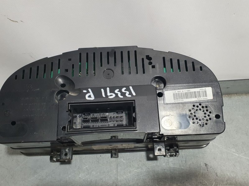 Recambio de cuadro instrumentos para volkswagen caddy ka/kb (2k) kombi referencia OEM IAM 1T0920862A 110080217023 SIEMENS VDO