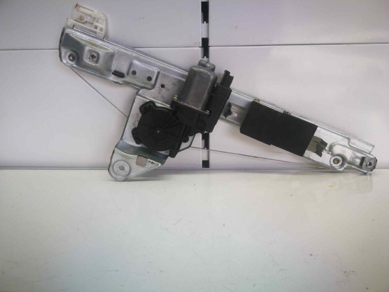 Recambio de elevalunas trasero derecho para renault megane ii classic berlina confort authentique referencia OEM IAM 440726F 440