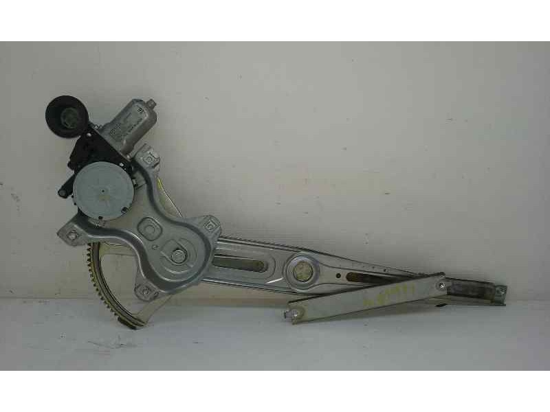 Recambio de elevalunas delantero derecho para toyota auris active referencia OEM IAM  6 PINS ELECTRICO