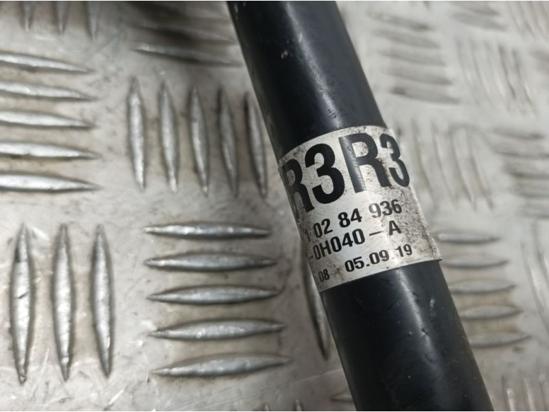 Recambio de transmision delantera derecha para peugeot 108 top allure referencia OEM IAM 434100H040A  