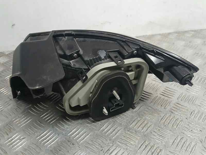 Recambio de piloto trasero izquierdo para peugeot 208 (p2) active pack referencia OEM IAM 9823216780  ROZADO