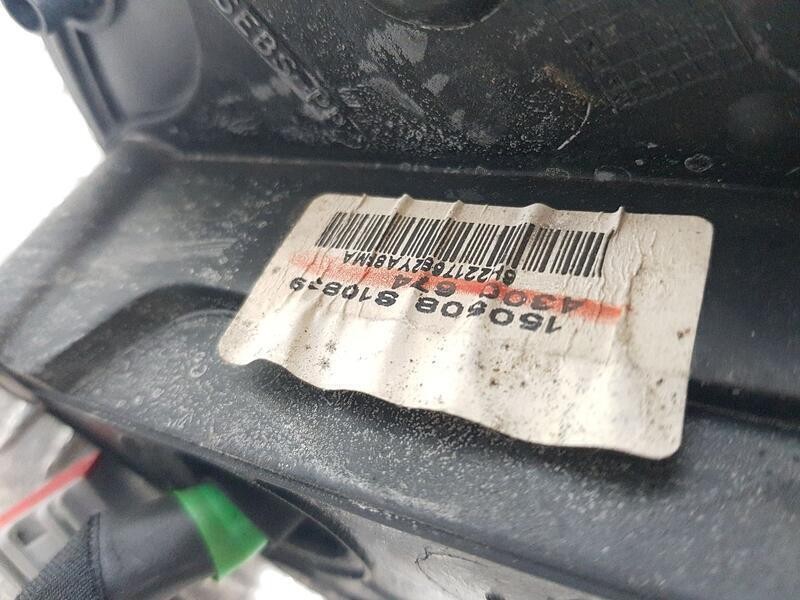 Recambio de retrovisor derecho para land rover discovery tdv6 hse referencia OEM IAM CRB503140PMA ELECTRICO 2 CLAVIJAS DE 4 Y 7 