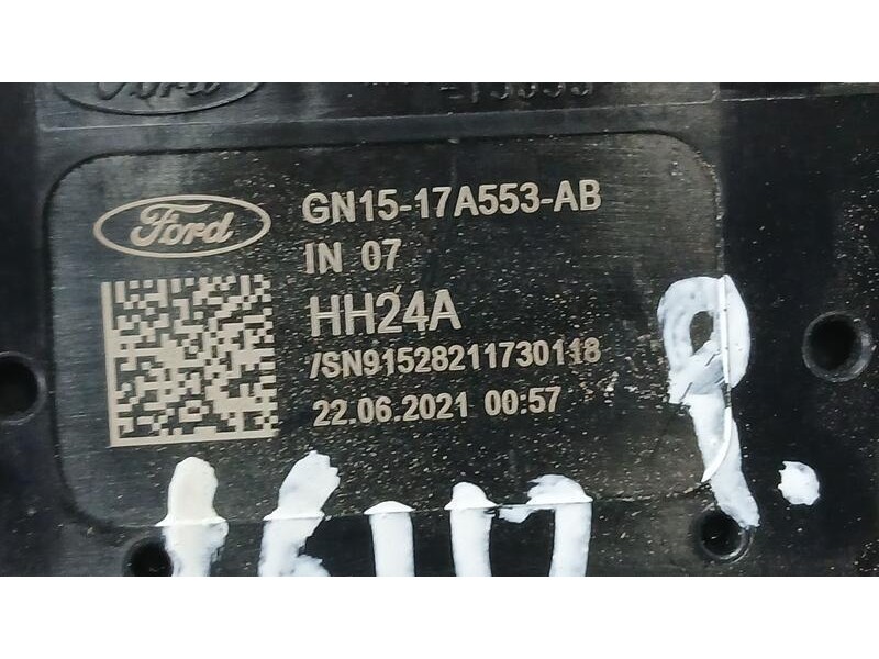 Recambio de mando limpia para ford puma titanium referencia OEM IAM GN1517A553AB  