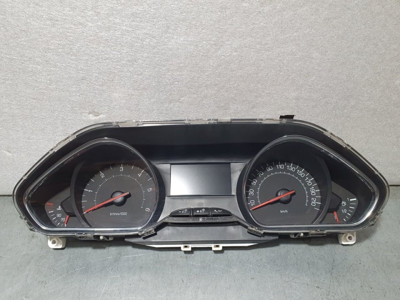 Recambio de cuadro instrumentos para peugeot 208 active referencia OEM IAM 9674643080  