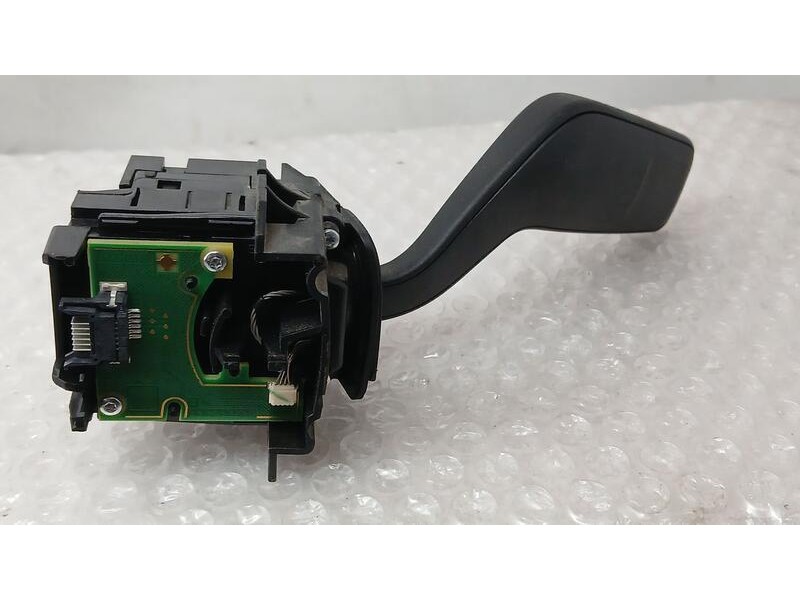 Recambio de mando intermitentes para ford puma titanium referencia OEM IAM H1BT13335BB  