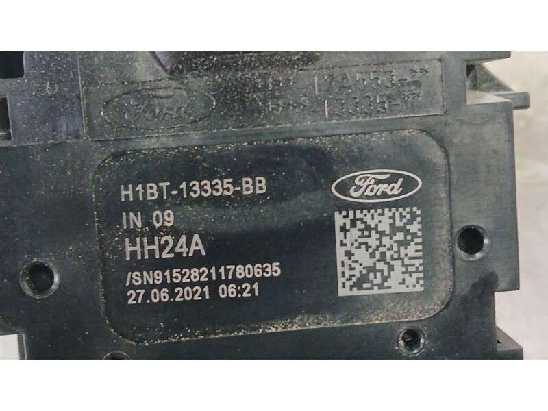 Recambio de mando intermitentes para ford puma titanium referencia OEM IAM H1BT13335BB  