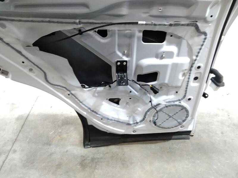 Recambio de puerta trasera izquierda para dr 4.0 ev referencia OEM IAM SIN REF  