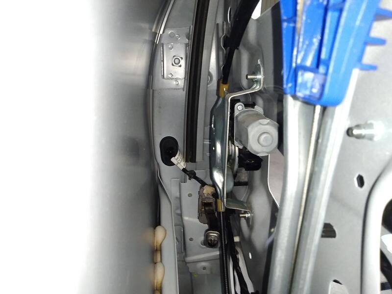 Recambio de puerta trasera izquierda para dr 4.0 ev referencia OEM IAM SIN REF  