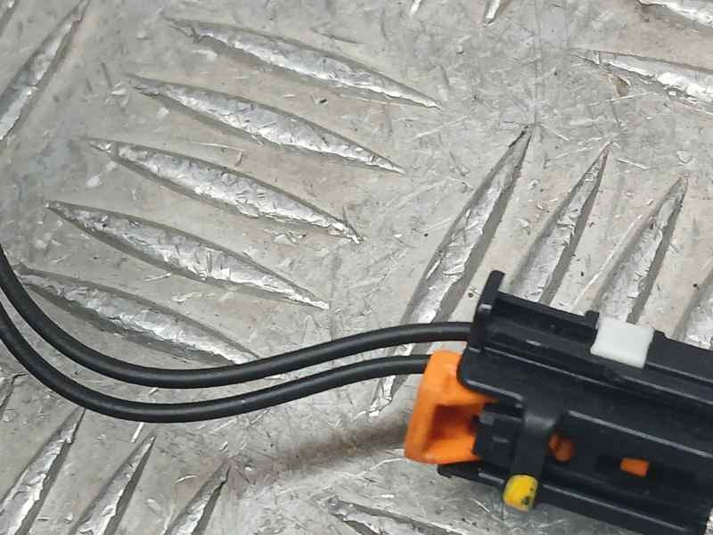 Recambio de retrovisor derecho para peugeot 208 (p2) active pack referencia OEM IAM 98471895XT  ELECTRICO