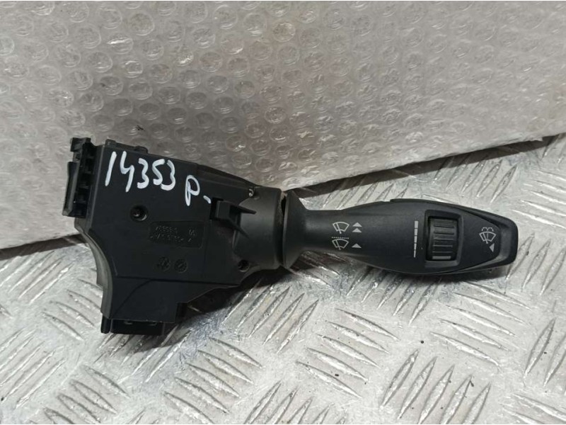 Recambio de mando limpia para ford fiesta (ccn) ambiente referencia OEM IAM 8A6T17A553AC  