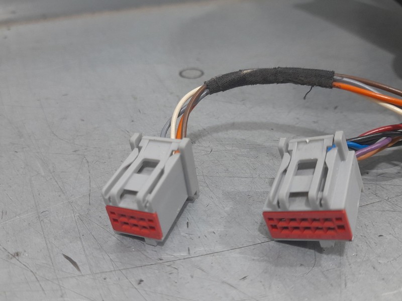 Recambio de retrovisor izquierdo para land rover discovery tdv6 hse referencia OEM IAM CRB503150PMA ELECTRICO 