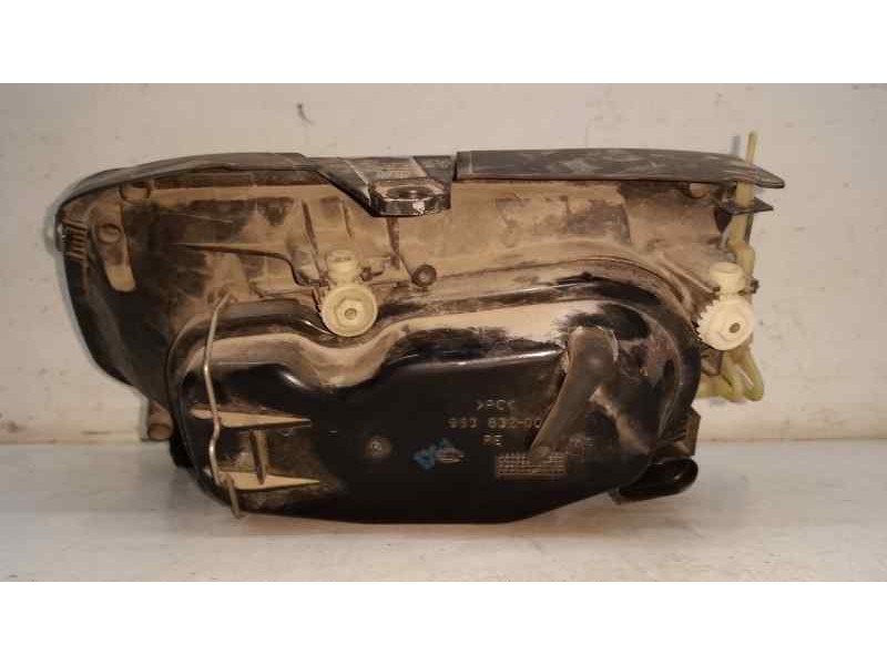 Recambio de faro derecho para volkswagen polo berlina (6n2) conceptline referencia OEM IAM 6N1941018AB  TOCADO