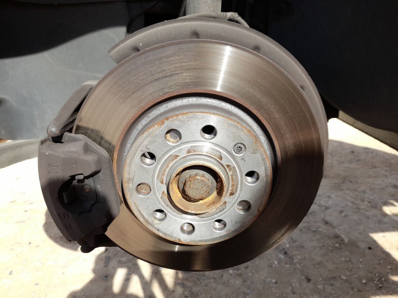 Recambio de mangueta delantera izquierda para volkswagen golf vi (5k1) 1.6 tdi referencia OEM IAM 1K0407255T  