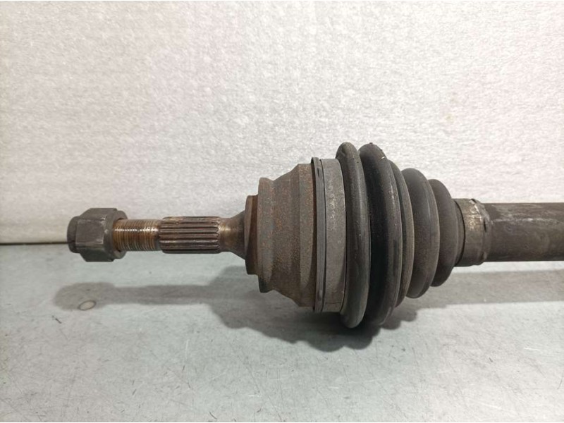 Recambio de transmision delantera derecha para peugeot 208 active referencia OEM IAM 24427064  