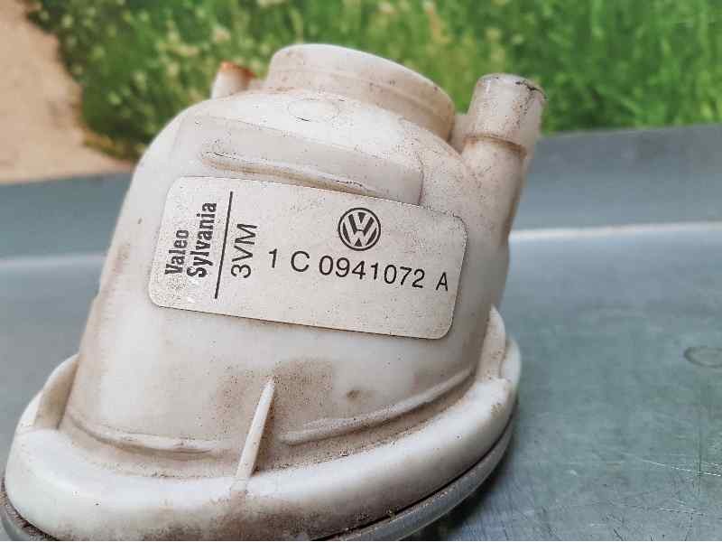 Recambio de piloto marcha atras para volkswagen new beetle (9c1/1c1) 1.6 referencia OEM IAM 1C0941072A  VALEO