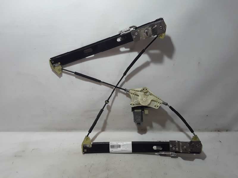 Recambio de elevalunas delantero derecho para seat leon (5f1) style referencia OEM IAM 5F4837462D 2 PINS ELECTRICO