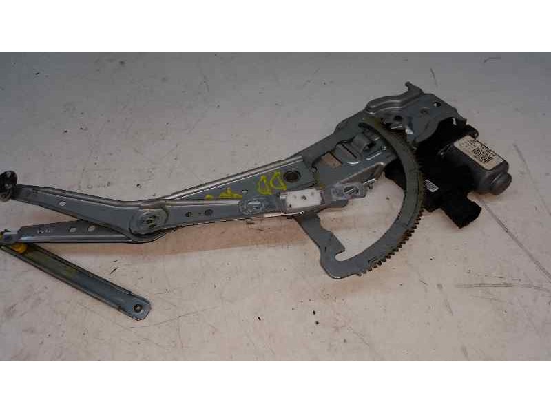 Recambio de elevalunas delantero derecho para opel corsa c cosmo referencia OEM IAM  6 PINS ELECTRICO