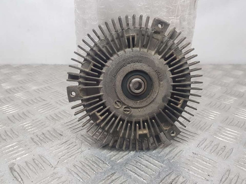 Recambio de ventilador viscoso motor para ssangyong actyon sports xdi 4wd referencia OEM IAM A3352000222  