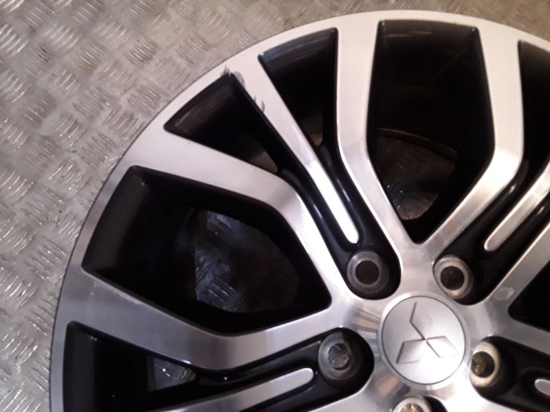 Recambio de llanta aluminio para mitsubishi asx (ga_w_) 1.6 di-d referencia OEM IAM 7X18 5 TORN ET38 ROZASDA ALUMINIO