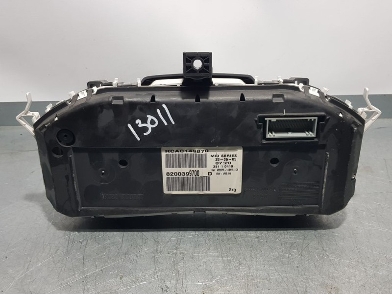 Recambio de cuadro instrumentos para renault megane ii berlina 5p confort authentique referencia OEM IAM 8200399700D  