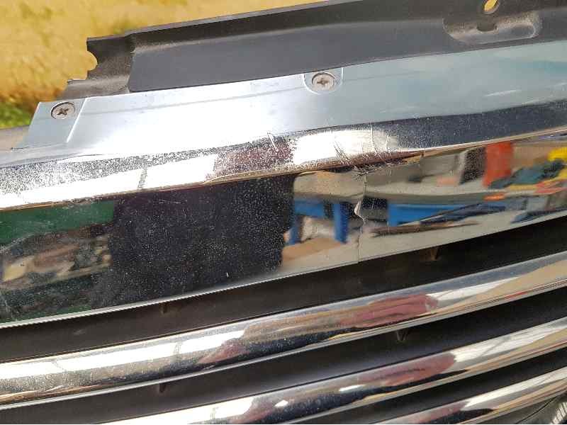 Recambio de rejilla delantera para ssangyong rexton rx 270 full referencia OEM IAM   CROMADO TOCADO Y PATAS ROTAS