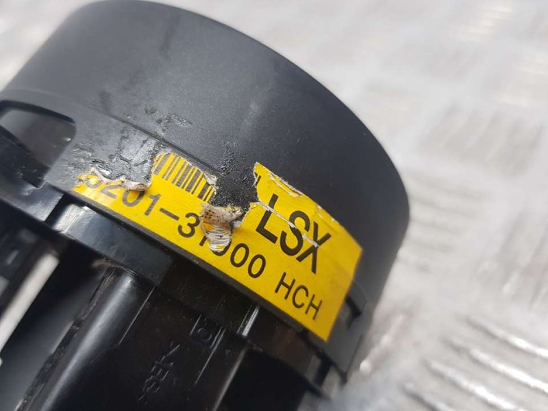 Recambio de warning para ssangyong actyon sports xdi 4wd referencia OEM IAM 520131000HCH  