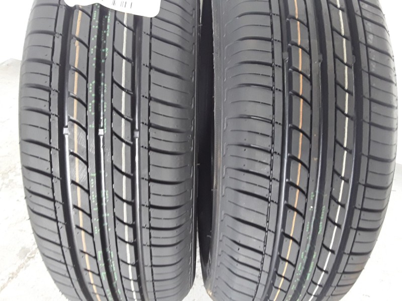 Recambio de neumatico pareja para neumaticos nuevos - referencia OEM IAM 1756514C TRACMAX 175/65/14/C 90-88T