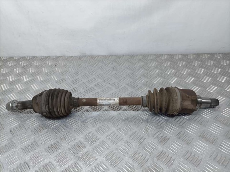 Recambio de transmision delantera izquierda para ford fiesta (cb1) ambiente referencia OEM IAM 8V513B437AAA  