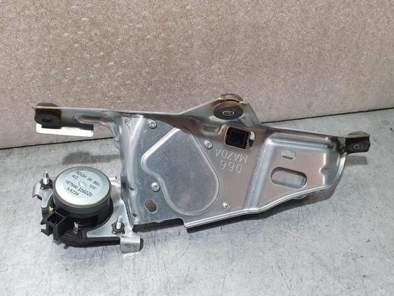 Recambio de motor limpia trasero para mazda cx-30 basis 2wd referencia OEM IAM SIN REF  