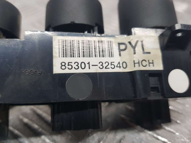 Recambio de mando multifuncion para ssangyong actyon sports xdi 4wd referencia OEM IAM 853013540  MANDO REGULACION ALTURA Y MAND