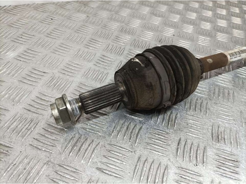 Recambio de transmision delantera izquierda para ford fiesta (cb1) ambiente referencia OEM IAM 8V513B437AAA  